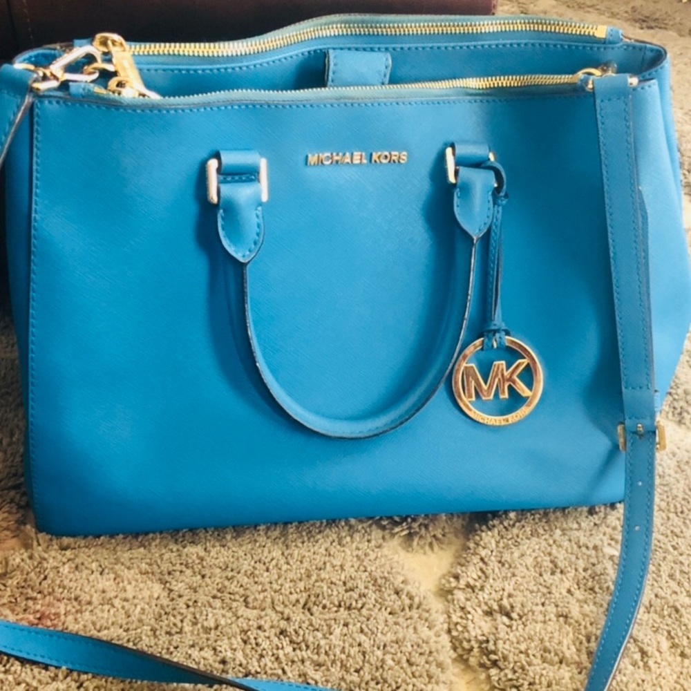 Michael Kors Spring Blue Bag